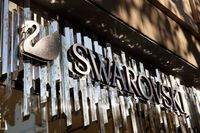 Swarovski - 13152 awards